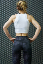 Load image into Gallery viewer, Women&#39;s UGD ICON F15 Performance Leggings in 3 colours
